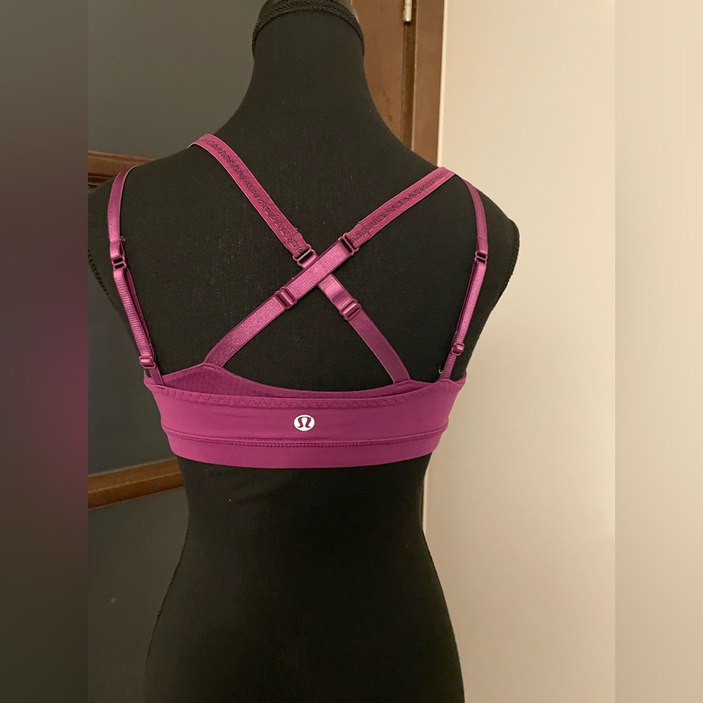 Lululemon Athletica Fuchsia Sports Bra - Picture 4 of 6